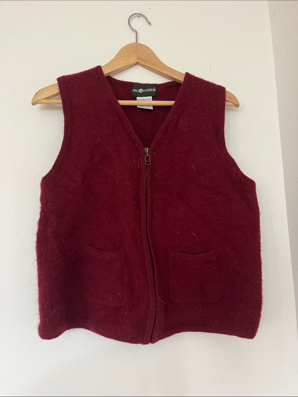 Sag Harbor 100% Wool Women's Deep Burgundy V-Neck Zip Front Sweater Vest
